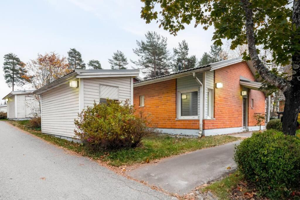 Rauhallinen Rivitalon Paeaety Porvoo Extérieur photo
